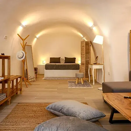 Tree Of Life 2 Apartment